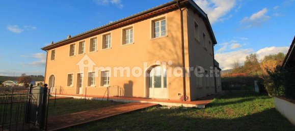 1 bedroom Apartment in Vinci, Italy No. 130228 5