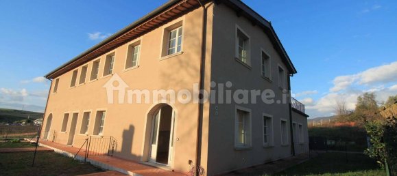 1 bedroom Apartment in Vinci, Italy No. 130228 8