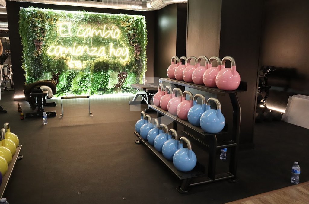  عقار تجاري في Barcelona, Spain 549متر مربع رقم 294088