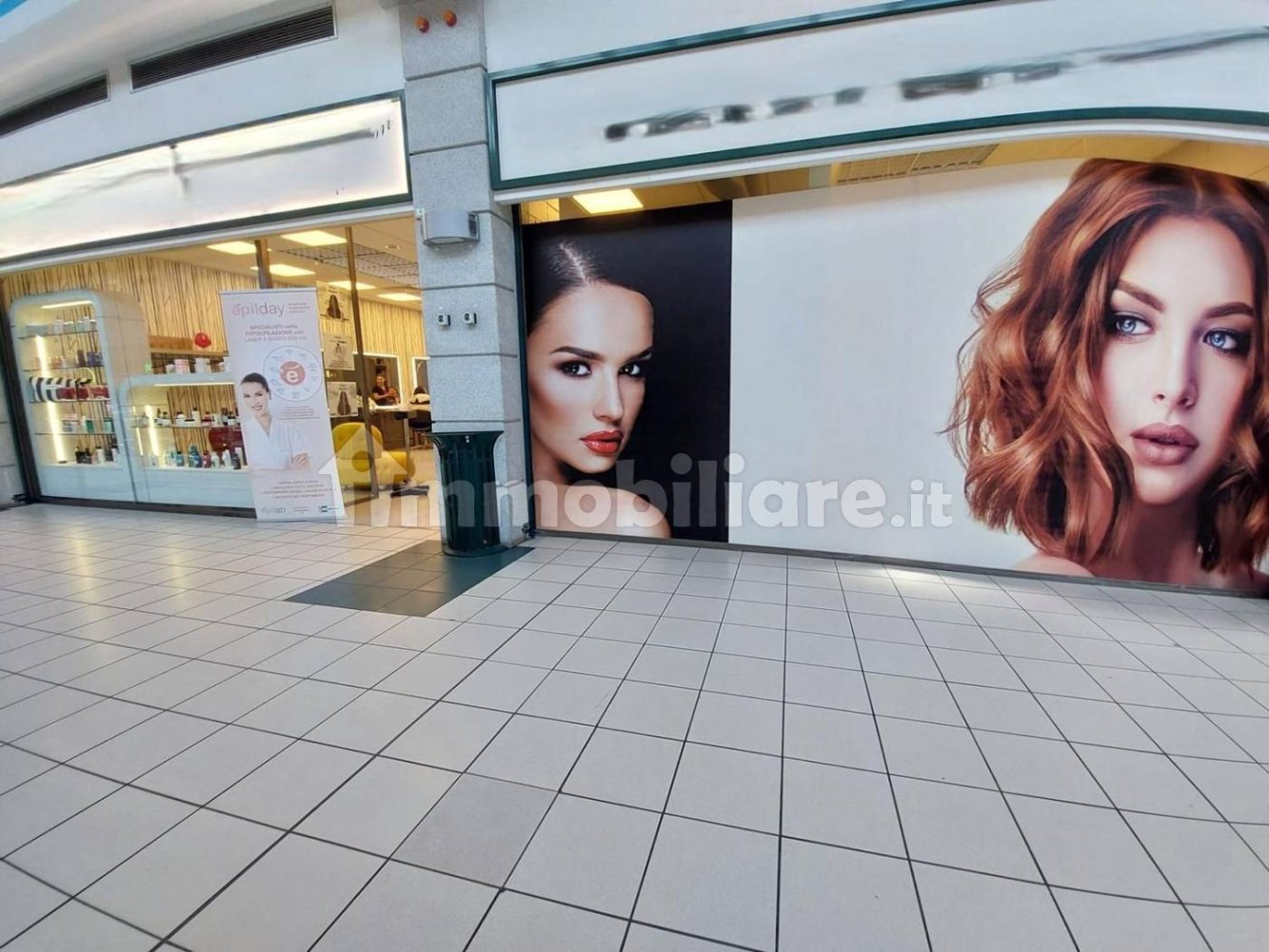 122m² Commercial property in Bologna, Italy No. 317035