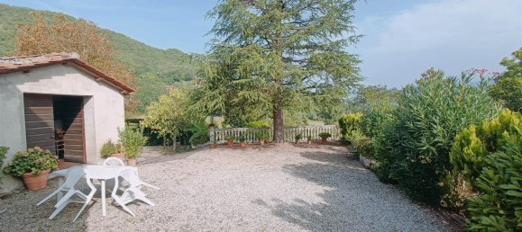 12 bedrooms House in Dicomano, Italy No. 317259 3