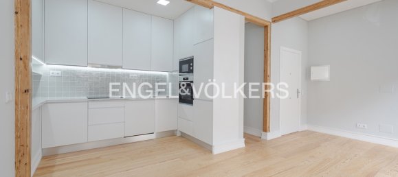Apartamento de 2 dormitorios en Lisbon, Portugal No. 13012 7