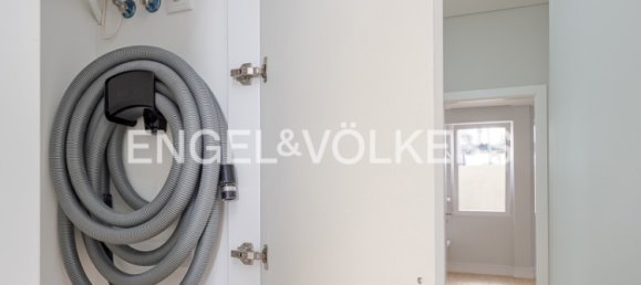 Apartamento de 2 dormitorios en Lisbon, Portugal No. 13012 25