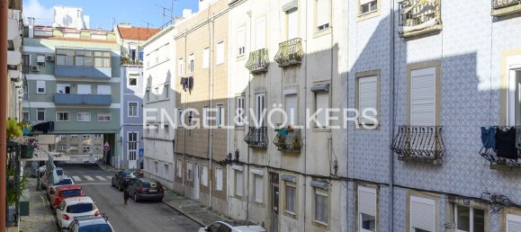 Apartamento de 2 dormitorios en Lisbon, Portugal No. 13012 28