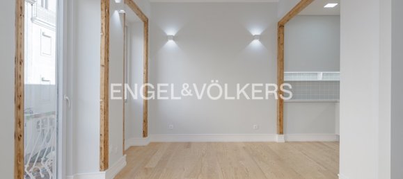 Apartamento de 2 dormitorios en Lisbon, Portugal No. 13012 3