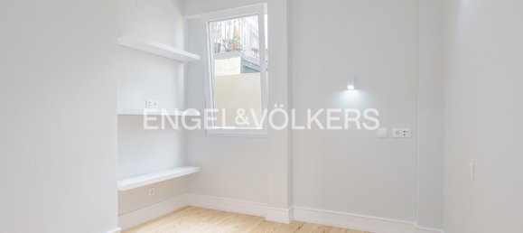 Apartamento de 2 dormitorios en Lisbon, Portugal No. 13012 12