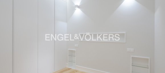 Apartamento de 2 dormitorios en Lisbon, Portugal No. 13012 13