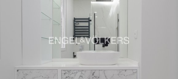 Apartamento de 2 dormitorios en Lisbon, Portugal No. 13012 23