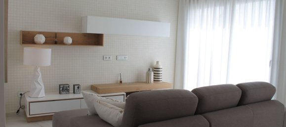 3 bedrooms House in San Miguel de Salinas, Spain No. 11995 8