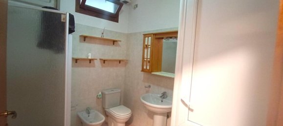 4 rooms Apartment in Massa, Italy No. 26825 10