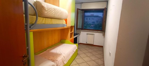 4 rooms Apartment in Massa, Italy No. 26825 9