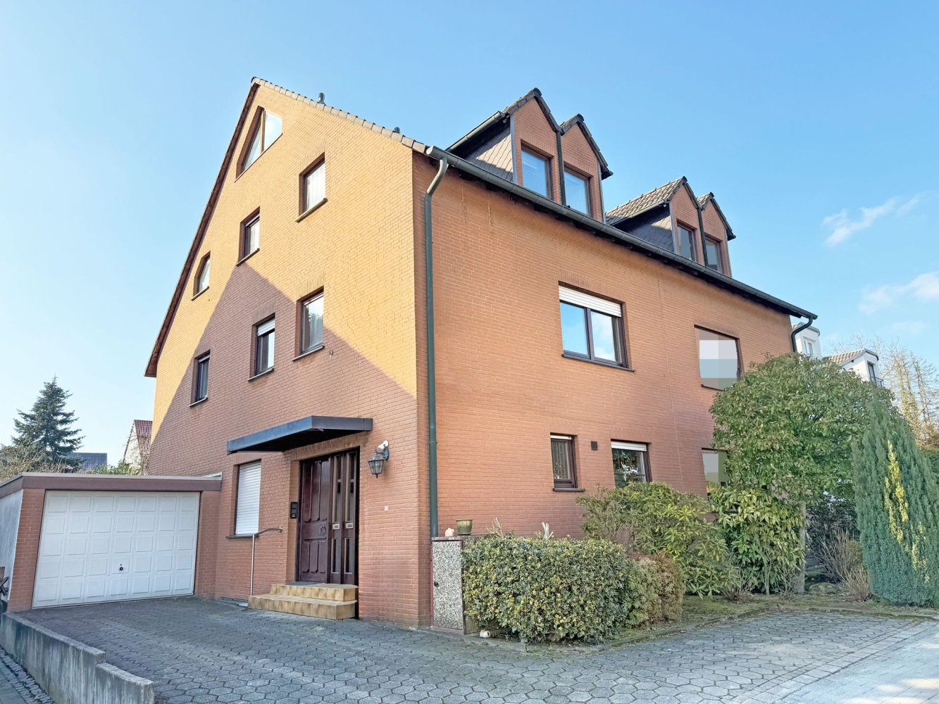 6 rooms House in Bochum, Germany No. 38091