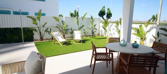 3 bedrooms Bungalow in Pilar de la Horadada, Spain No. 16588 3