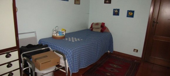 4 rooms House in Carrara, Italy No. 48141 34