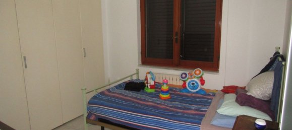 4 rooms House in Carrara, Italy No. 48141 22