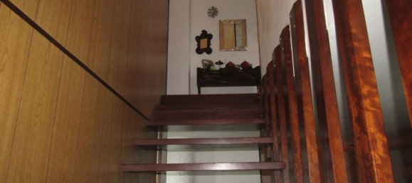 4 rooms House in Carrara, Italy No. 48141 17