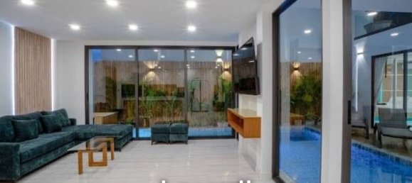 4 bedrooms Villa in Pattaya, Thailand No. 14748 3