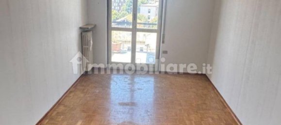 Квартира с 3 спальнями в Галларате, Италия № 330999 12