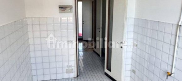 Квартира с 3 спальнями в Галларате, Италия № 330999 14