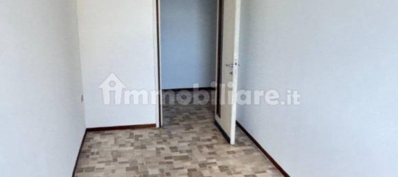 Квартира с 3 спальнями в Галларате, Италия № 330999 20