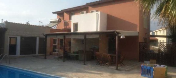 5 bedrooms House in Pyrgos, Cyprus No. 13578 4