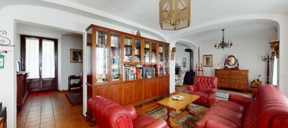 3 bedrooms Apartment in Besana in Brianza, Italy No. 134978 2