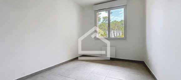 Дуплекс с 1 спальней в Вандеи-Монталиве, Франция № 335683 3