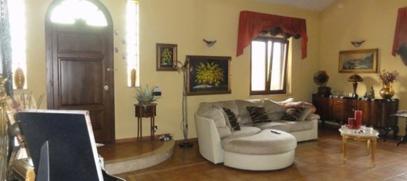 7 rooms Villa in Ceccano, Italy No. 89200 15
