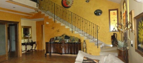 7 rooms Villa in Ceccano, Italy No. 89200 19