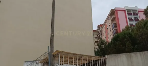 Terreno en Amadora, Portugal 560 m² No. 117370 2