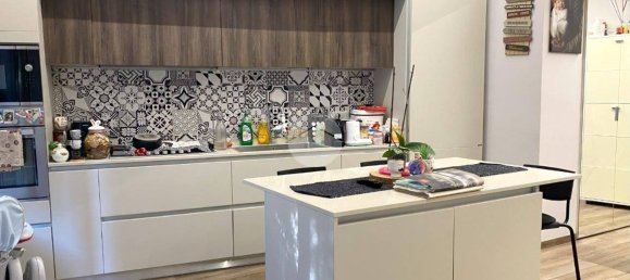 2 chambres Appartement à Genoa, Italy No. 352391 3