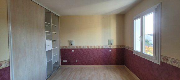 Casa de 4 dormitorios en Orleans, France No. 49390 6