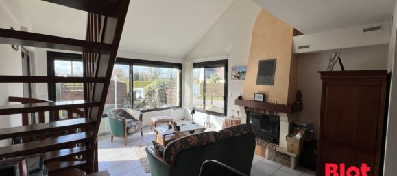 3 bedrooms House in Chasne-sur-Illet, France No. 201703 4