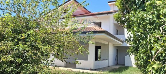 8 rooms Villa in Minturno, Italy No. 268023 37