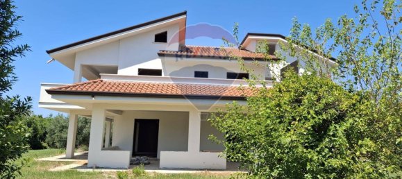 8 rooms Villa in Minturno, Italy No. 268023 6