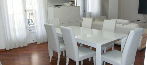 3 Schlafzimmer Wohnung in Milan, Italy, Nr. 364217 20
