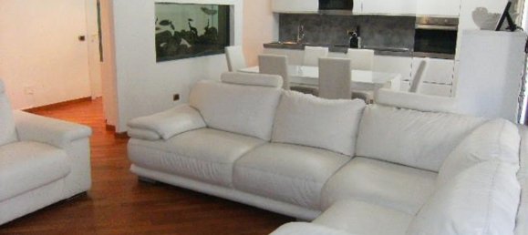 3 Schlafzimmer Wohnung in Milan, Italy, Nr. 364217 3