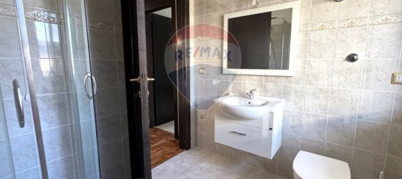 3 bedrooms Apartment in L'Aquila, Italy No. 339590 9