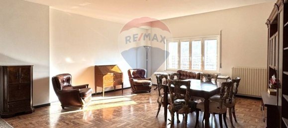 3 bedrooms Apartment in L'Aquila, Italy No. 339590 3