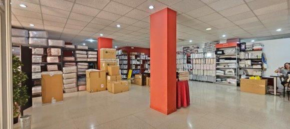 277m² Commercial property in Benidorm, Spain No. 172370 3