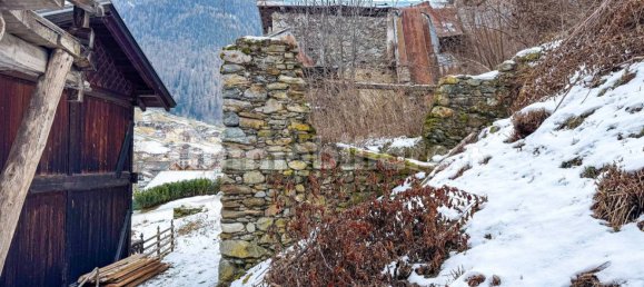 Studio in Rabbi, Italy No. 82749 2