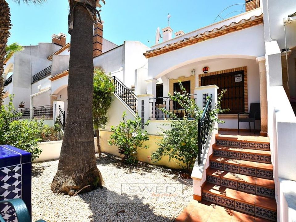 2 bedrooms Townhouse in La Zenia, Spain No. 190715