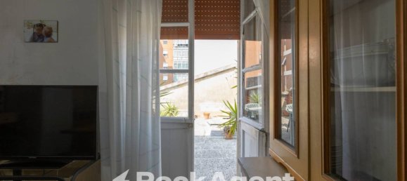 2 bedrooms House in Livorno, Italy No. 287156 13