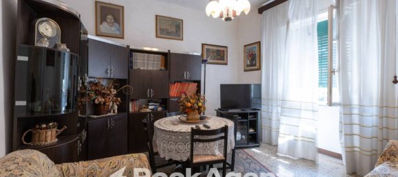 2 bedrooms House in Livorno, Italy No. 287156 8