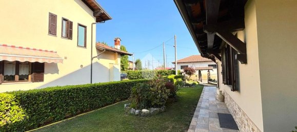 3 bedrooms Villa in Mondovì, Italy No. 299992 7