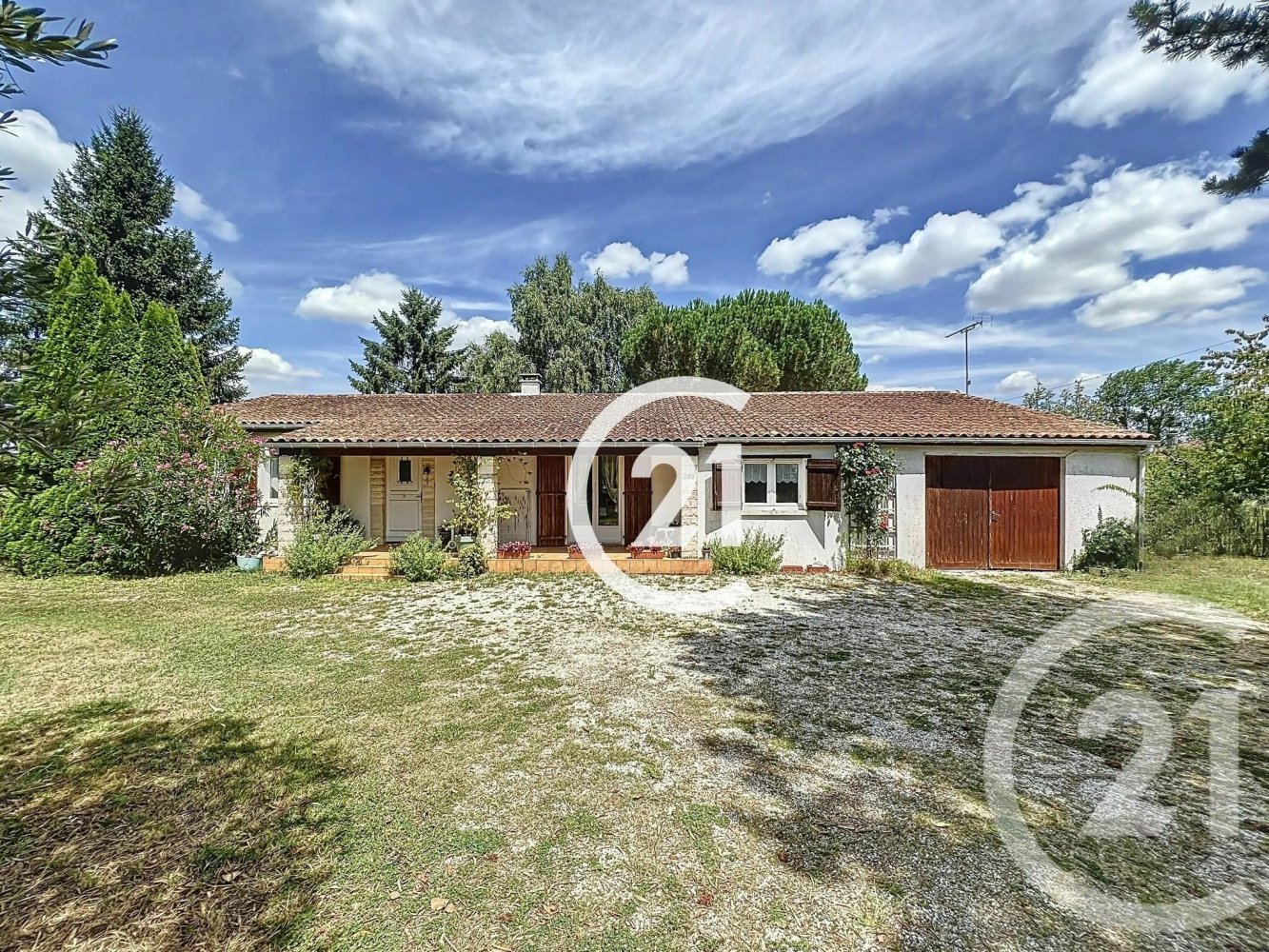 4 غرف نوم منزل في Charente, France رقم 282358