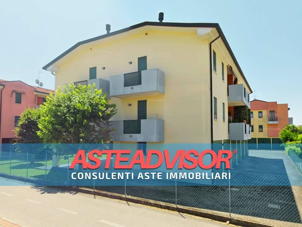 2 bedrooms Apartment in Veggiano, Italy No. 380675