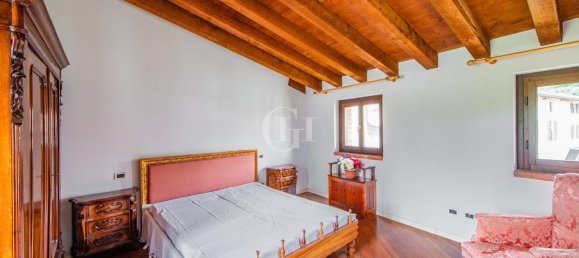 Casa de 4 divisões em Salò, Italy N.º 168029 10