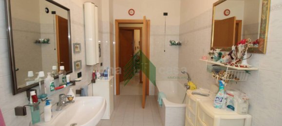 Apartamento de 3 dormitorios en Alba Adriatica, Italy No. 341349 22