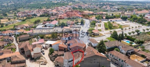 2 bedrooms House in Vilarandelo, Portugal No. 179853 2